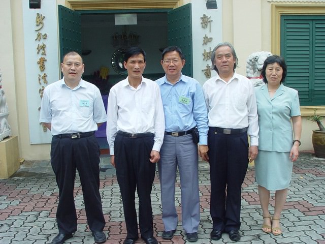 新加坡总理私人老师陈声桂陈声桂会长热情接待 最新动态